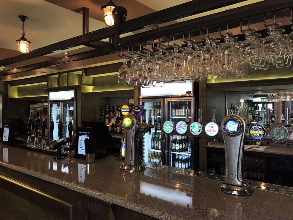 The Crown Hotel Wetherspoon Biggleswade Dış mekan fotoğraf